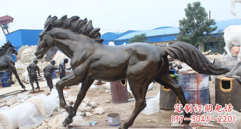 深圳玻璃钢仿铜马广场动物雕塑精美雕塑装点繁华城市