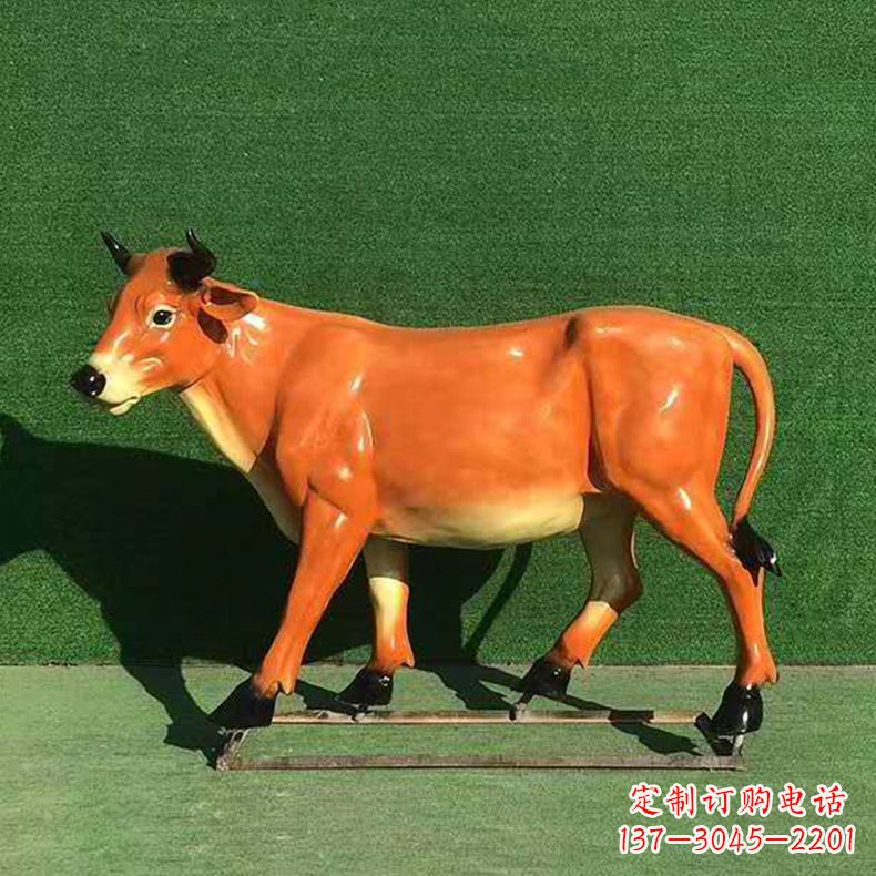 深圳玻璃钢材料制作的动物雕塑