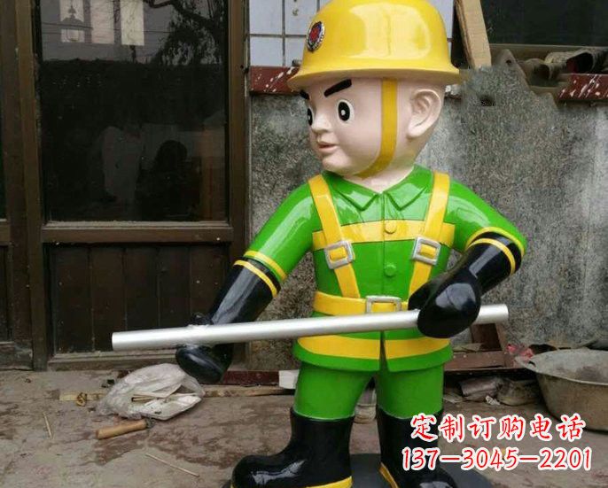 深圳玻璃钢消防员雕塑——让爱与勇气永恒