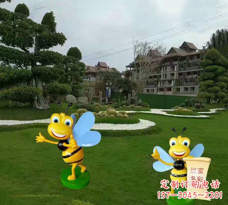 深圳精美的玻璃钢卡通小蜜蜂雕塑
