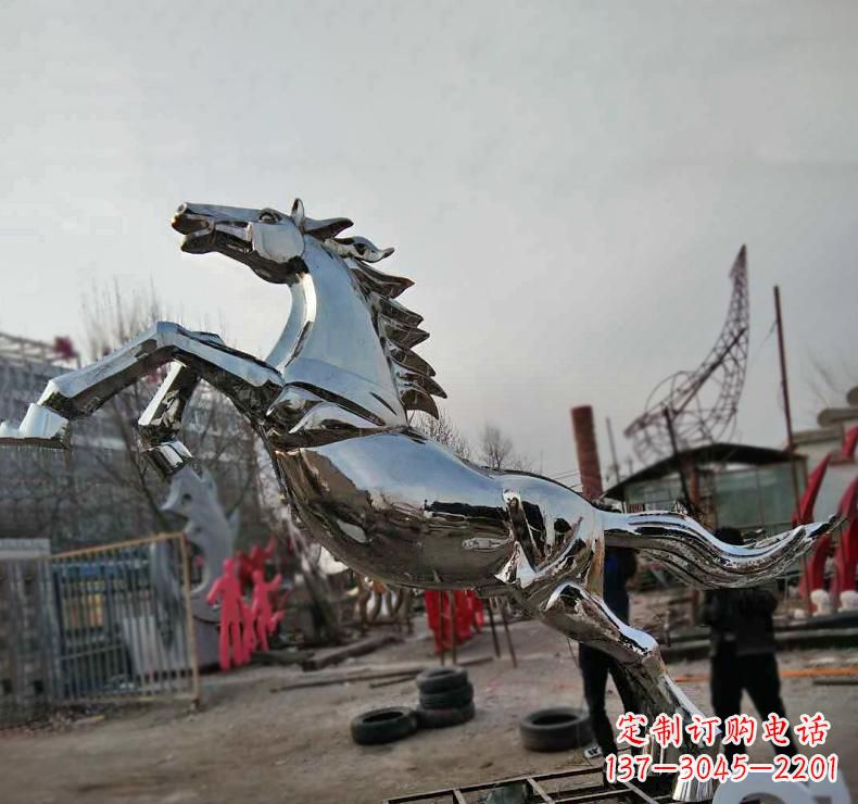 深圳不锈钢奔跑马雕塑驰骋在人间的艺术精灵