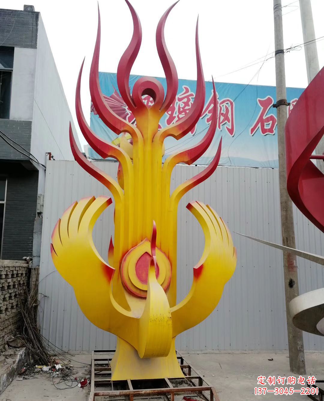 深圳不锈钢彩色凤凰雕塑美丽的象征