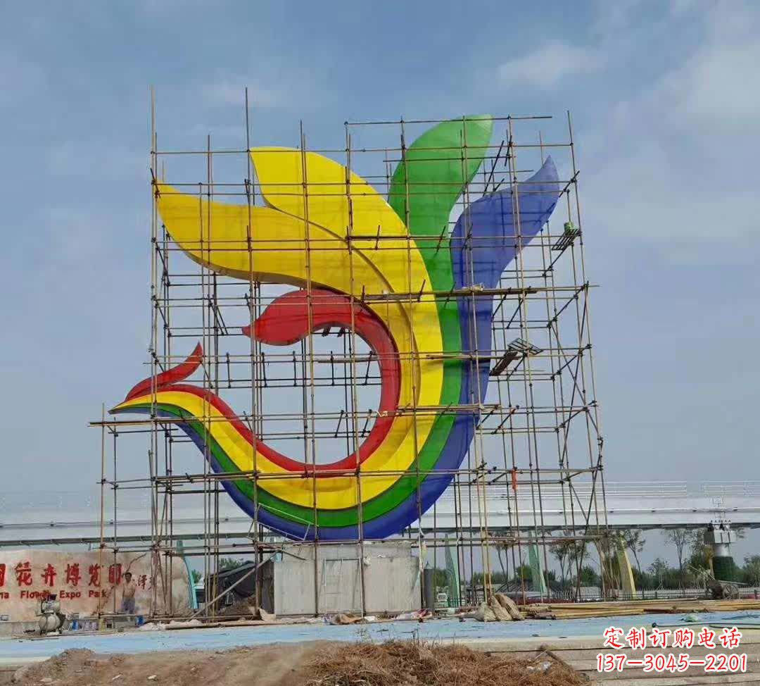 深圳不锈钢彩色凤凰雕塑传承文化,融合美感