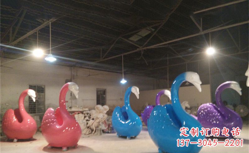 深圳不锈钢彩色天鹅——精美的动物雕塑