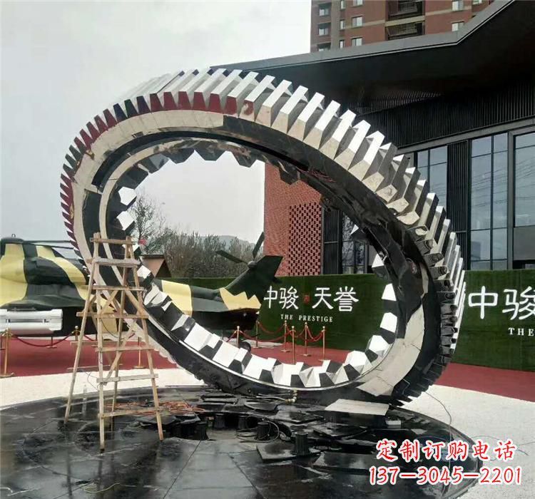 深圳不锈钢齿轮抽象雕塑