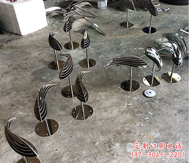 深圳精美不锈钢动物雕塑