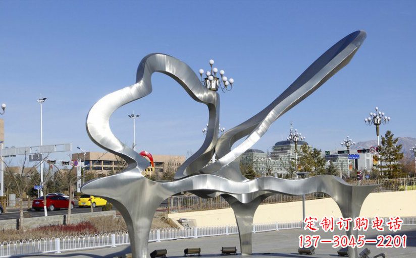 深圳不锈钢抽象钢琴广场雕塑