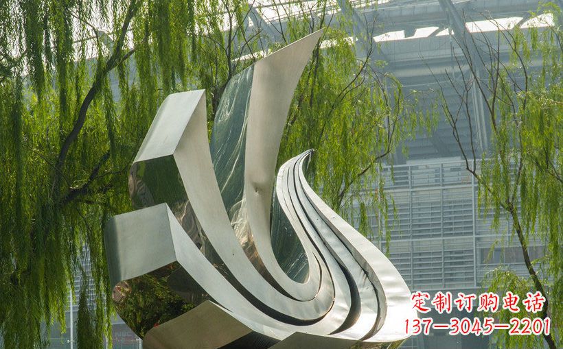 深圳不锈钢鸽子景观雕塑