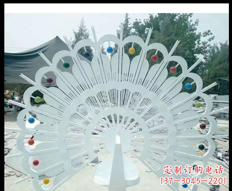 深圳精美不锈钢孔雀雕塑