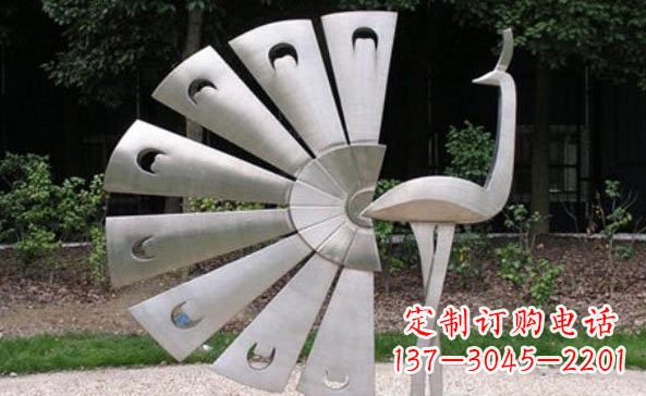 深圳不锈钢孔雀雕塑美丽而持久