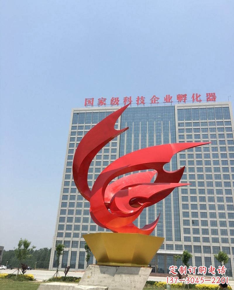 深圳不锈钢凤凰雕塑一种具有传统文化内涵的艺术品