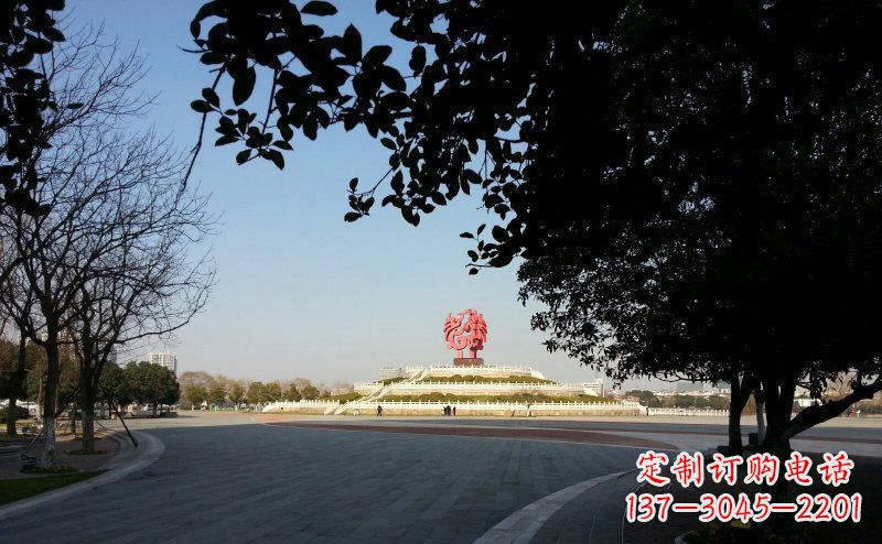 深圳不锈钢凤凰雕塑——展现传统文化之美