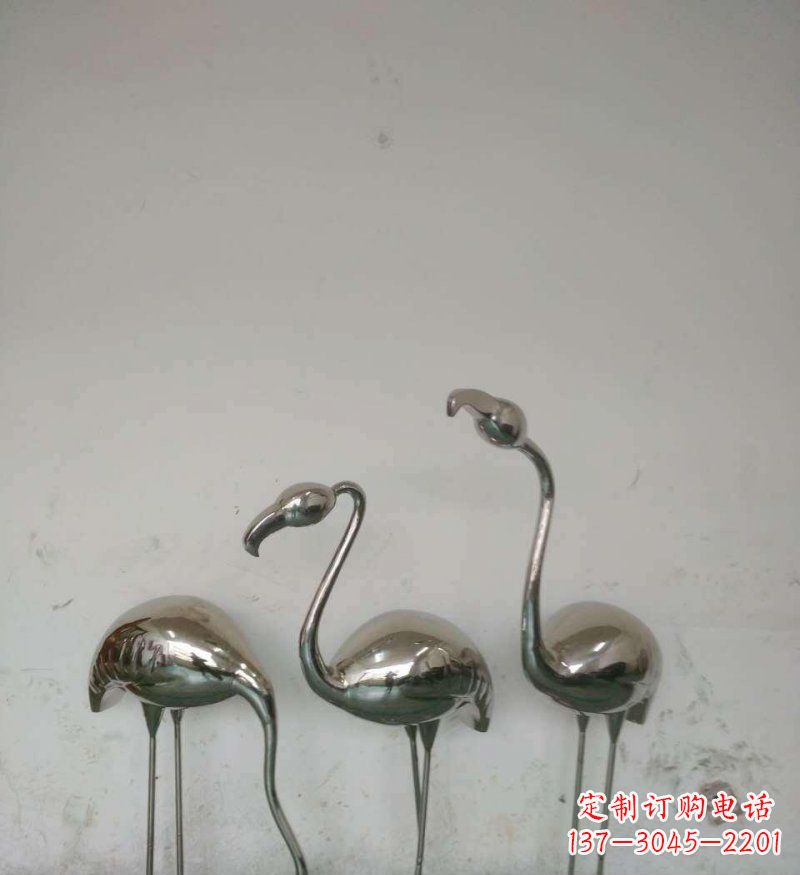 深圳不锈钢火烈鸟雕塑把自然之美带入公园