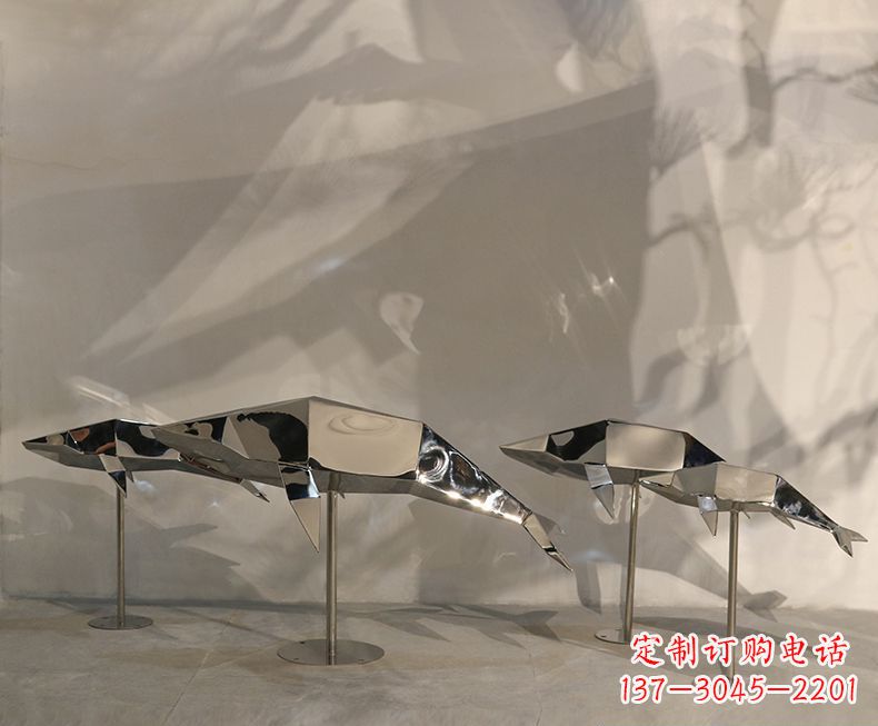 深圳不锈钢镜面抽象几何海豚雕塑