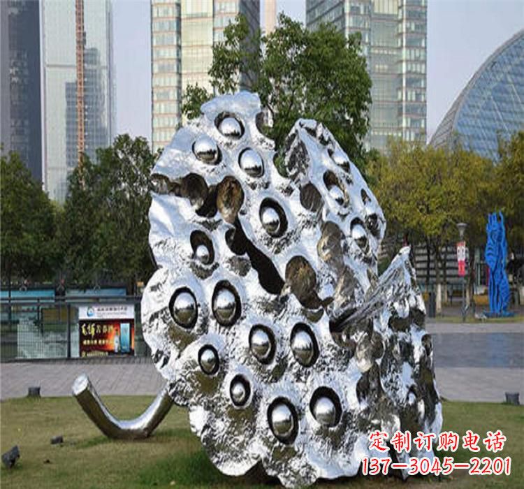 深圳不锈钢莲蓬雕塑2