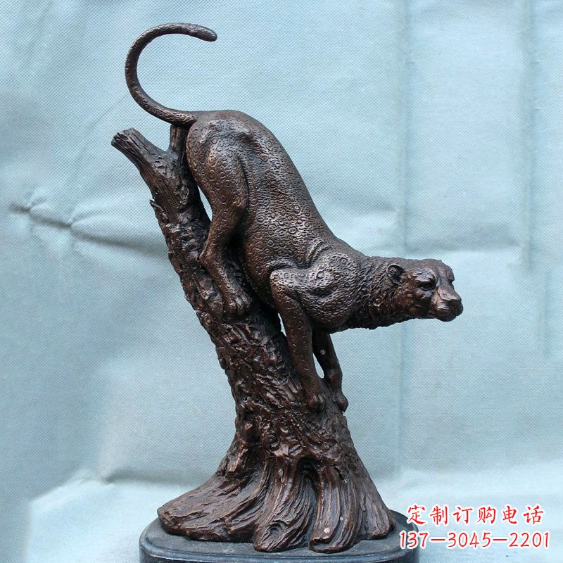 深圳不锈钢猎豹雕塑经典之美