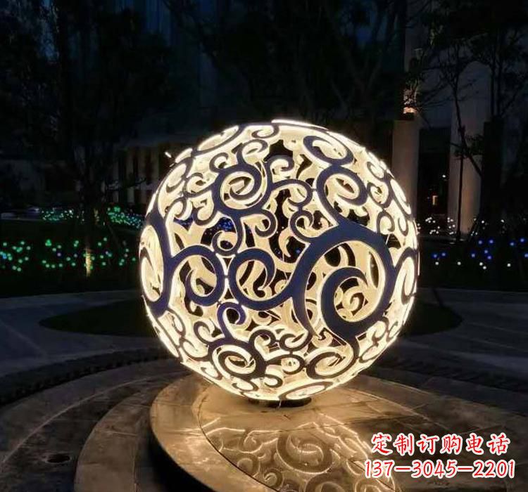 深圳不锈钢镂空球喷泉雕塑2