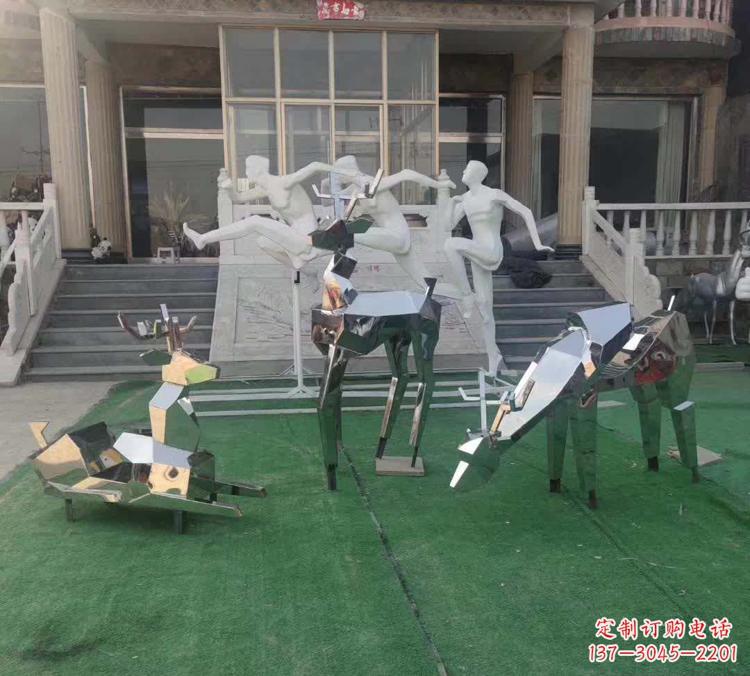 深圳精美动物雕塑点缀不锈钢售楼部