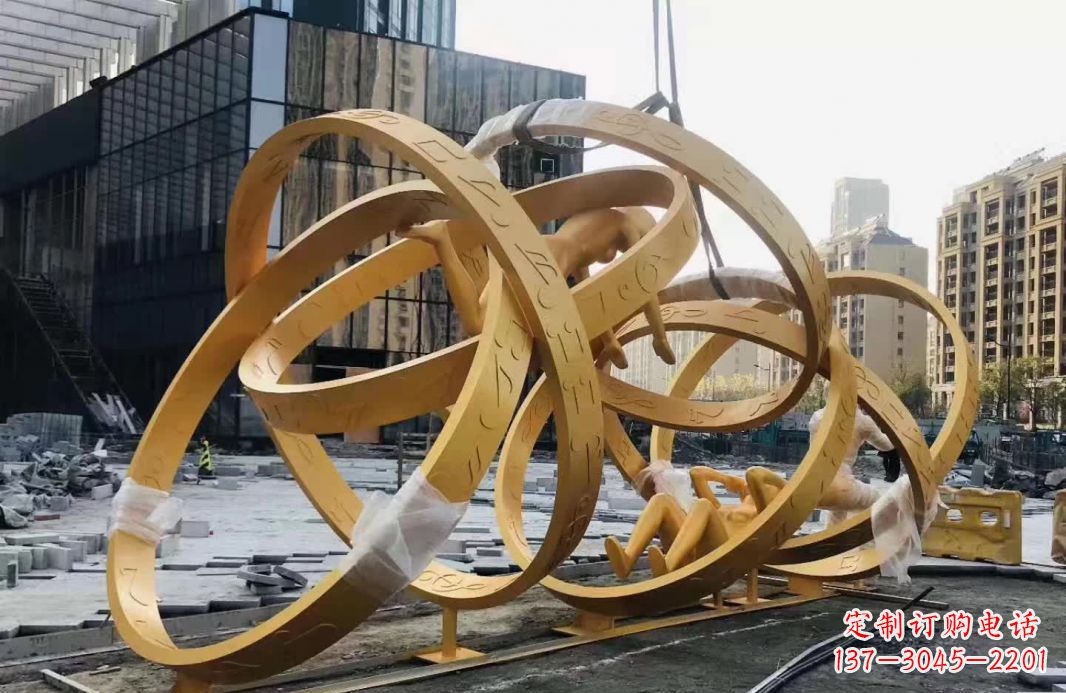 深圳不锈钢音符运动人物雕塑艺术融合音乐