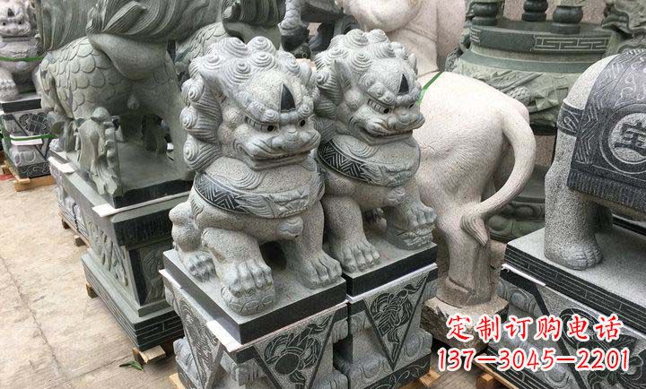 深圳瑞士狮子门口雕塑