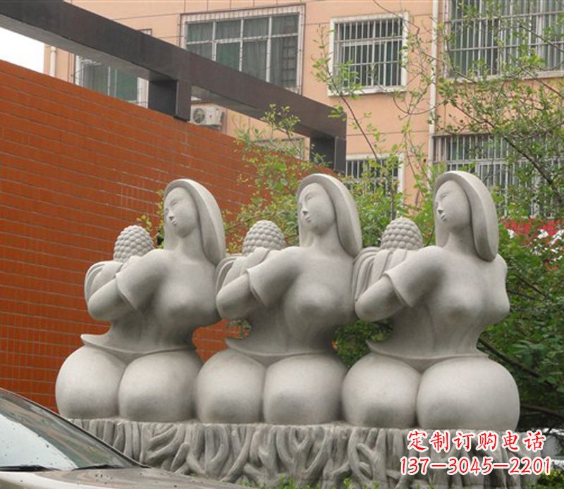 深圳抽象三个女人石雕