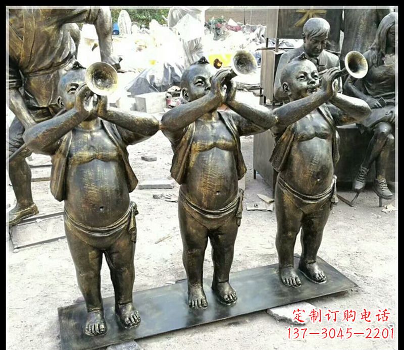 深圳吹唢呐的儿童铜雕