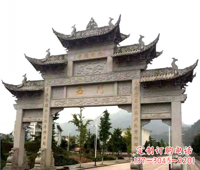 深圳村口三门石雕牌楼