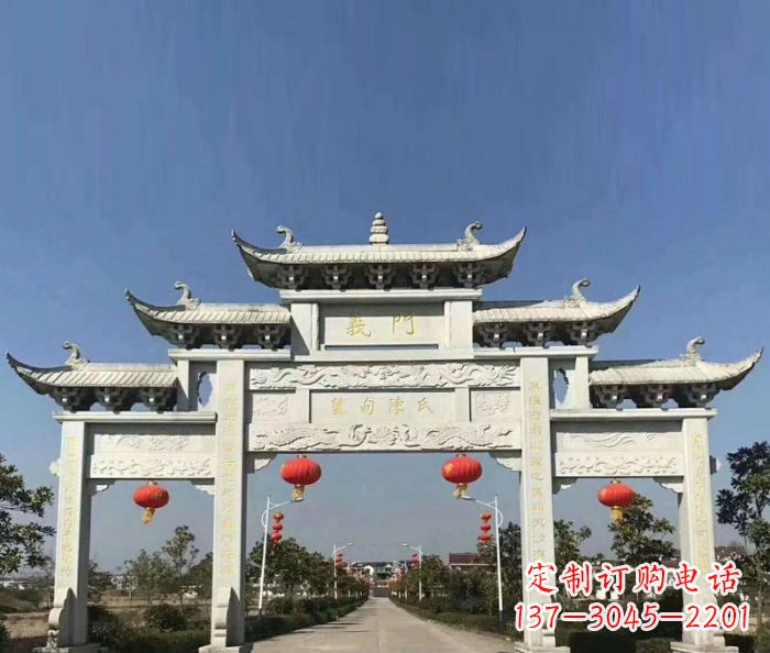 深圳传承百年,村口牌楼雕塑的历史