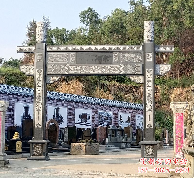 深圳古村牌坊雕塑精湛技艺的经典之作