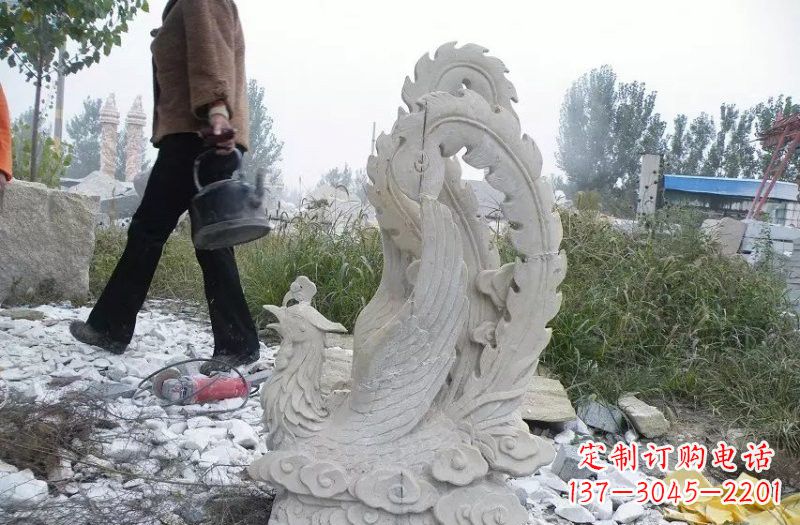 深圳凤凰雕塑传承瑰丽的古老文化