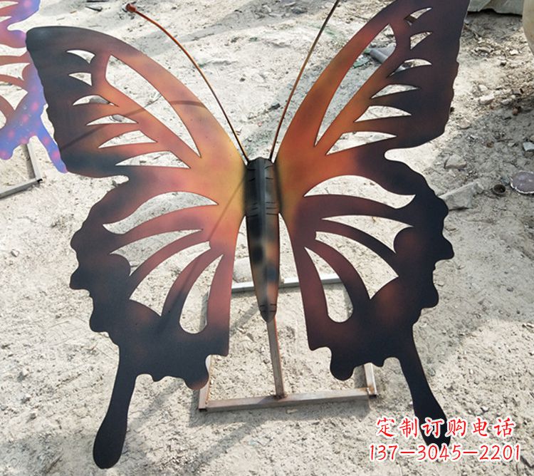 深圳大型不锈钢铁艺蝴蝶雕塑,户外公园园林彩色昆虫摆件