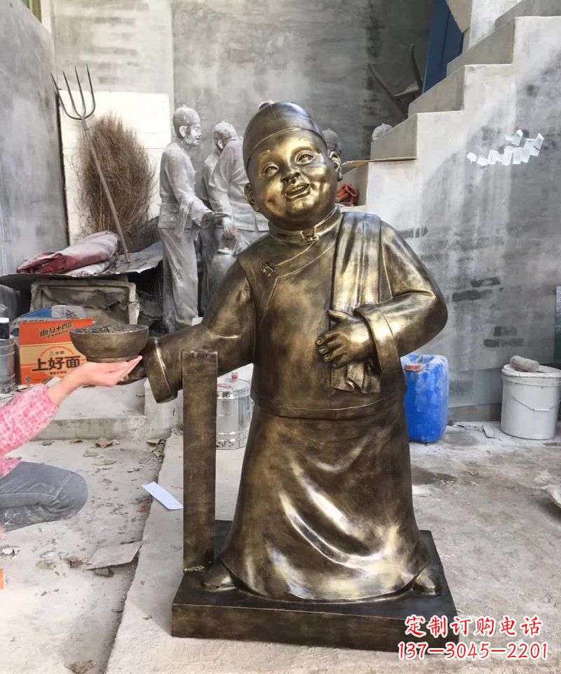 深圳店小二铜雕——精美精致的人物雕塑