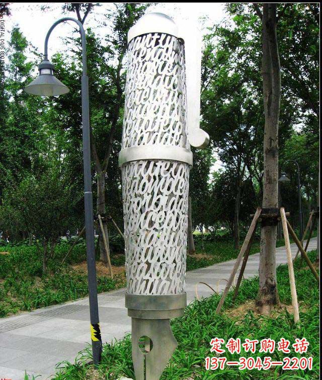 深圳公园和空间绚丽抽象钢笔雕塑