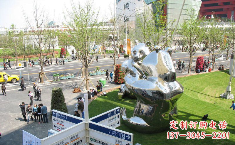 深圳魅力镜面不锈钢熊猫景观雕塑