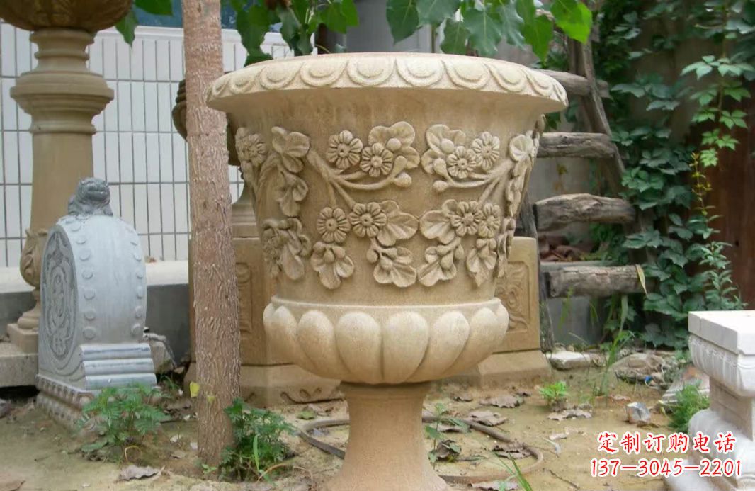 深圳精美大理石花盆雕塑