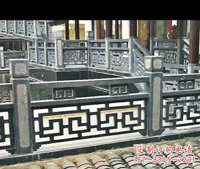 深圳中领雕塑精致仿古石栏板
