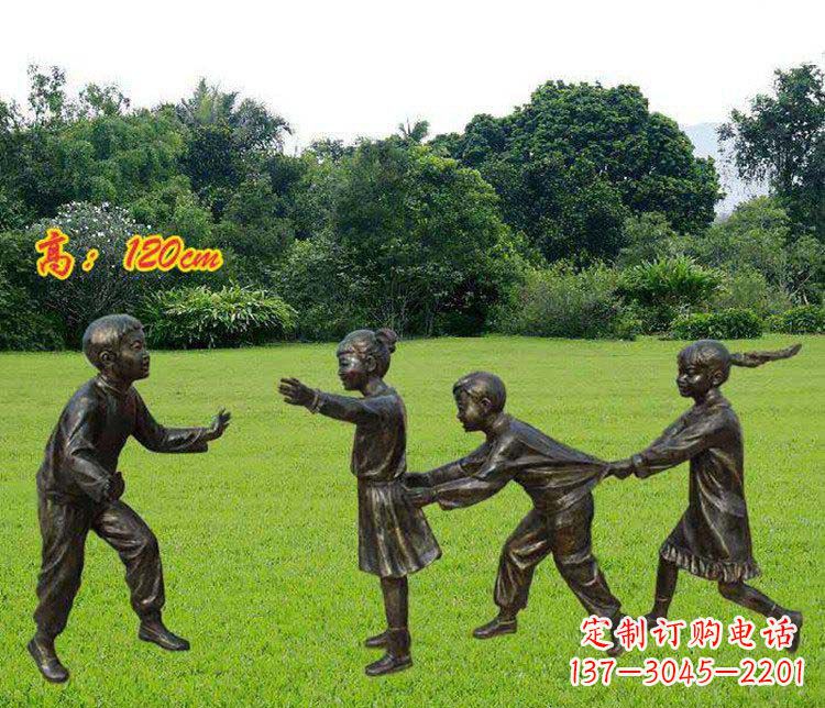 深圳公园玩老鹰捉小鸡的儿童小品铜雕 (2)