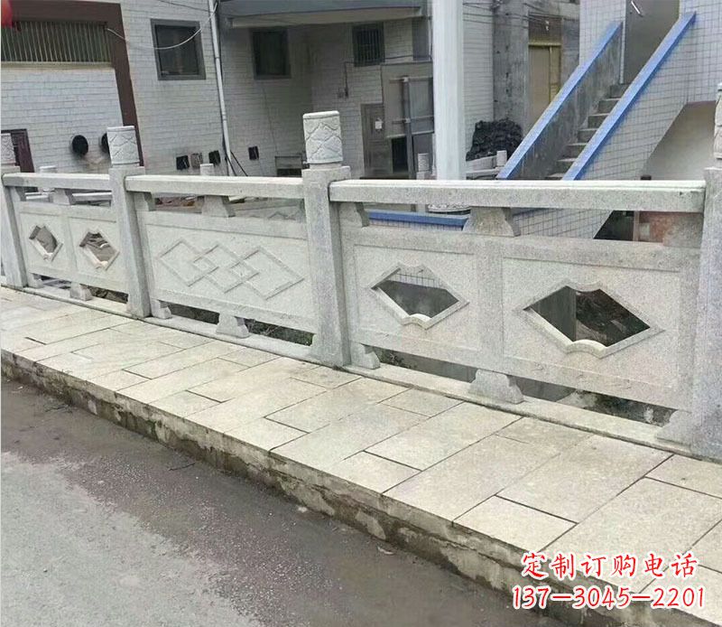 深圳中领雕塑:让您的栏板石雕更加出彩