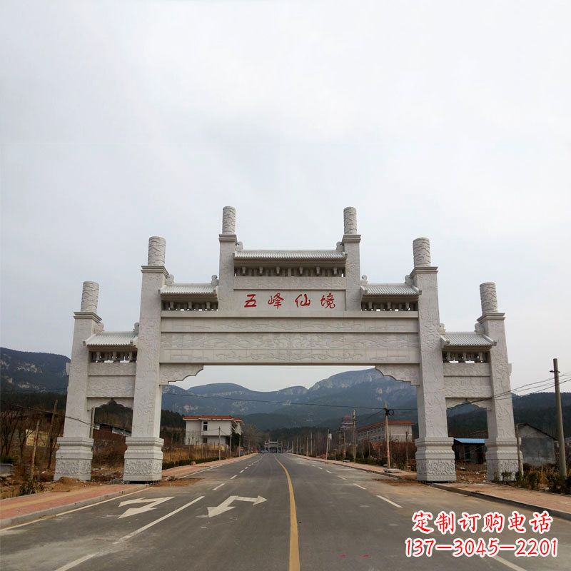 深圳领雕塑:景区路口三间四柱牌坊雕塑