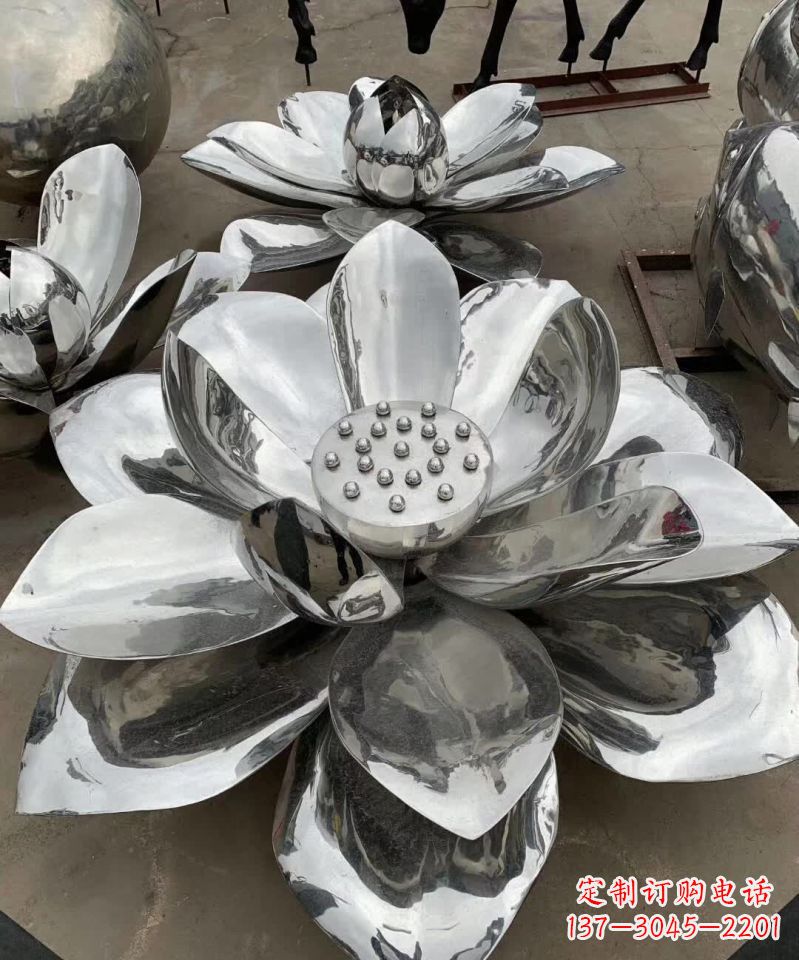 深圳精美不锈钢荷花雕塑,点亮你的家园