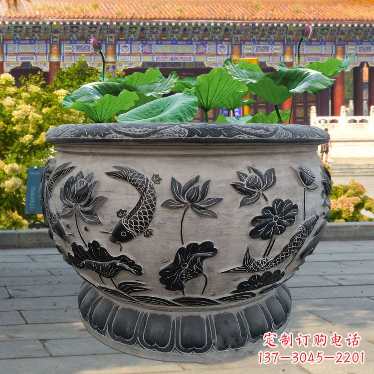 深圳精美绝伦的青石鱼缸雕塑