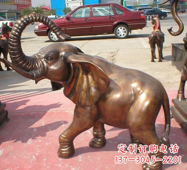 深圳铜雕长鼻大象