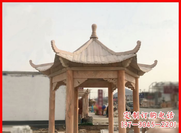 深圳晚霞红公园六角石雕凉亭