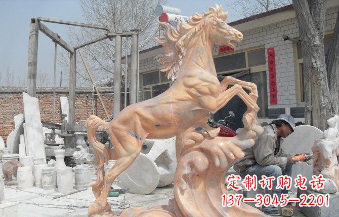 深圳晚霞红踏浪奔马石雕222