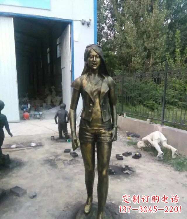 深圳现代美女广场人物铜雕