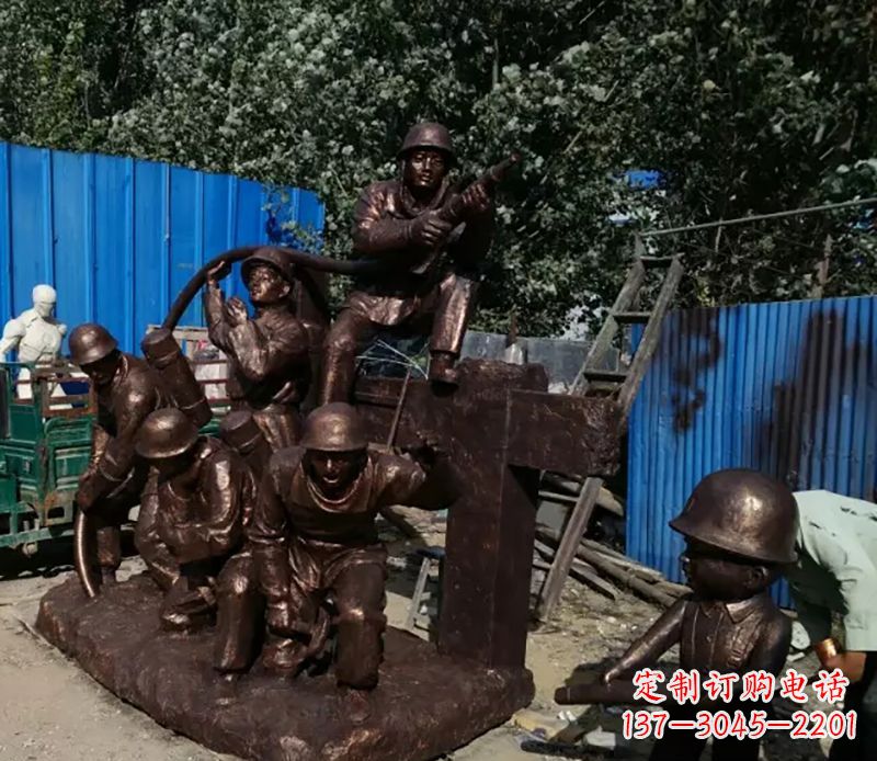 深圳消防员灭火景观雕塑