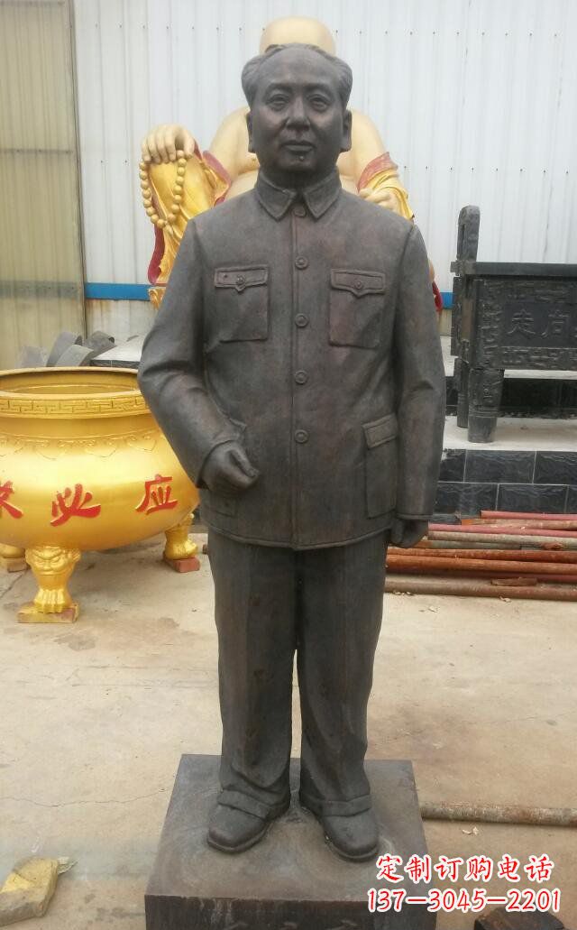 深圳校园毛主席伟人铜雕