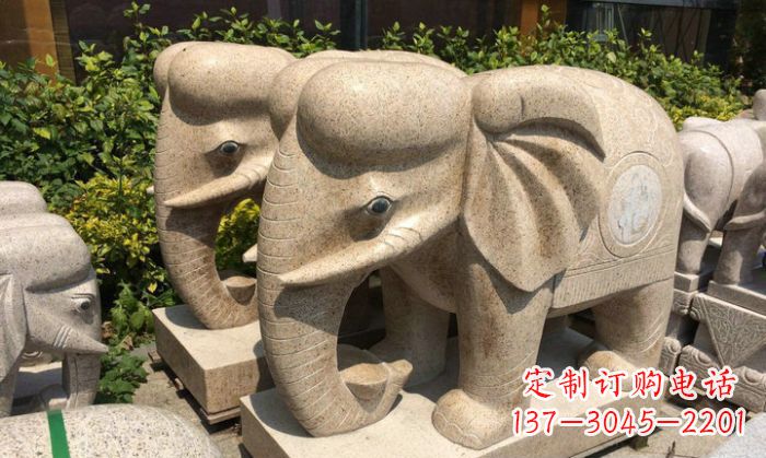 深圳招财进宝砂岩大象石雕
