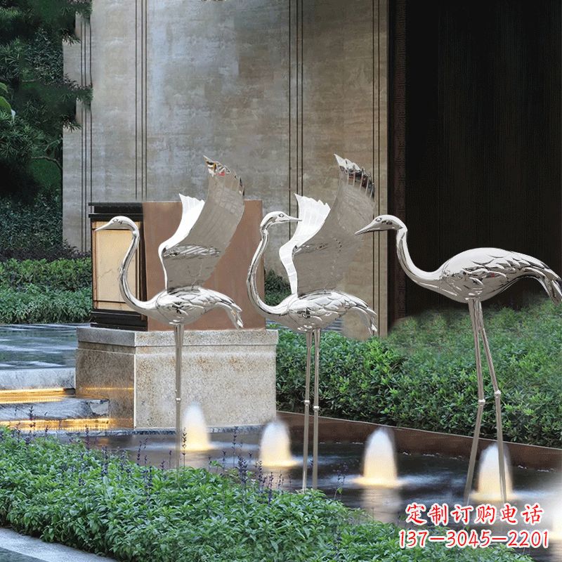 深圳鹤雕塑-公园不锈钢镜面喷泉中的鹤雕塑